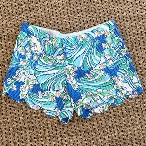 Lilly Pulitzer Buttercup Scalloped Shorts - Size 8